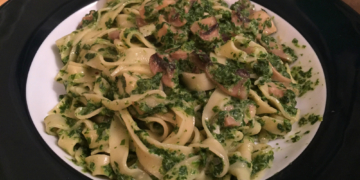 Experiment Fastenzeit: Bandnudeln mit Spinat und Champignons am Tag 42
