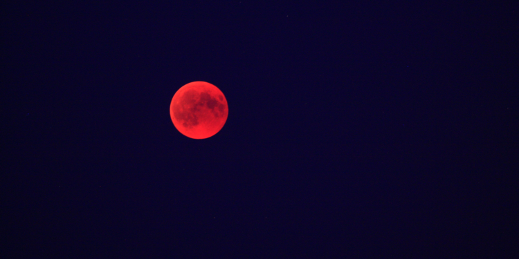 Beobachtung der Mondfinsternis bei Sierksrade