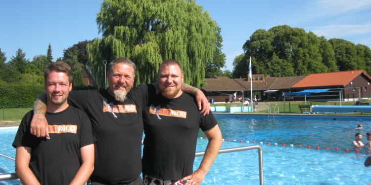 Schwimmkurse für Kinder mit Migrationshintergrund im Steinhorster Freibad