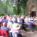 Kleines Festival vor dem Mausoleum