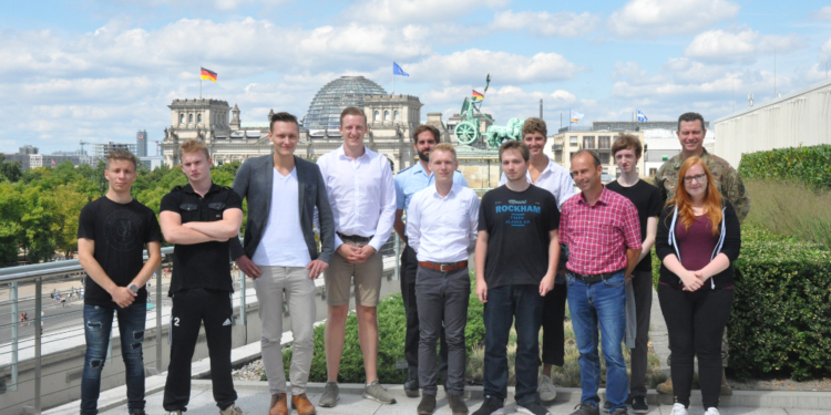 Jusos bauen Brücken in Berlin