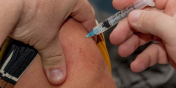 Impfung gegen Influenza dämmt Ausbreitung der Erkrankung ein