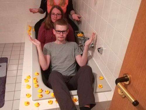 JU Büchen: Kein Schwimmunterricht in der Badewanne!