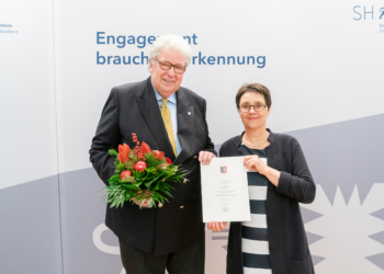 Ehrennadel des Landes Schleswig-Holstein für Hans-Joachim Jansen aus Steinhorst
