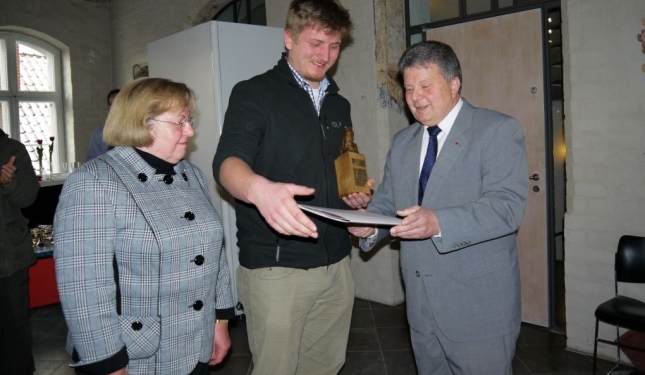 Mölln: Jan Frederik Schlie erhält den Jugendehrenamtspreis 2013