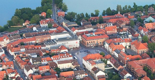 Ratzeburg: FRW beantragt die Einrichtung weiterer Parkflächen auf dem Marktplatz