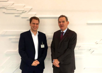 Christopher Vogt zu Besuch bei Worlée Chemie in Lauenburg