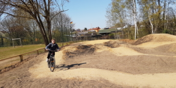 Neue BMX-Bahn im Neubaugebiet am Wasserkrüger Weg übergeben