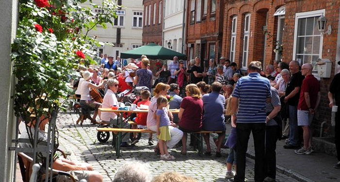 Die Grubenstraße in Mölln feiert wieder