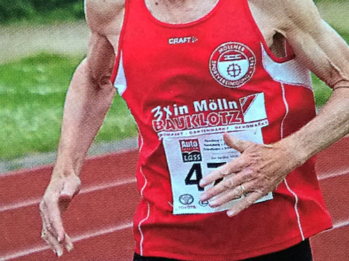Jochen Ries Landesmeister über 5.000 Meter auf der Bahn in Flensburg