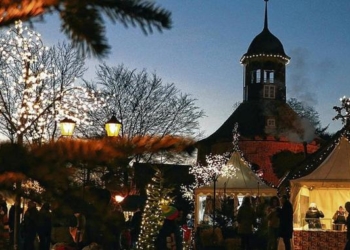 Lauenburger Weihnachtsmarkt am Schloss