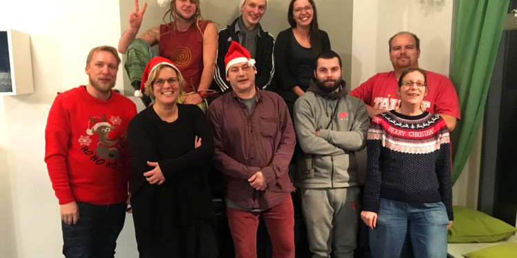 Weihnachten schafft Begegnung – Weihnachtsbasteln im Gleis21