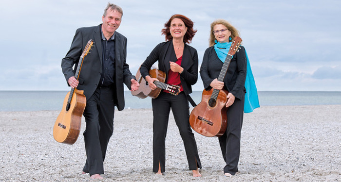 Roaming Guitars – 40 Jahre Rotenbek Trio