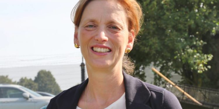 Vertrag zwischen Land Schleswig-Holstein und Alevitischer Gemeinde unterzeichnet