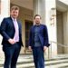 Jan Frederik Schlie berät sich mit Landesumweltminister Jan Philipp Albrecht