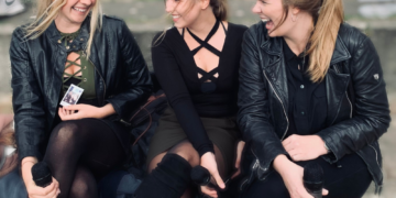Priesterkate: Konzert mit der Frauenband „Sixboobs“ fällt aus  