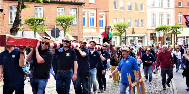 Starke Männer und Schabernack