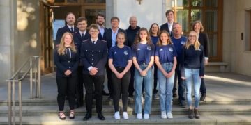 Ehrung der Jugendfeuerwehr Niendorf im Landtag – Jugend sammelt für Jugend