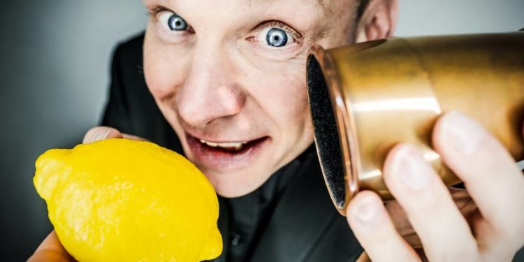 Thomas Otto‘s „Magic at the Bügelbrett“ Zaubershow