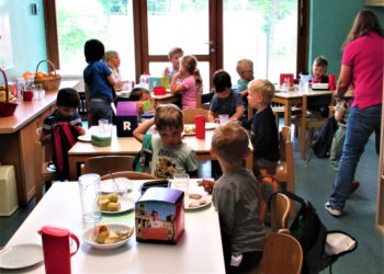 Geesthachter Familienzentrum Regenbogen möchte „FaireKITA“ werden