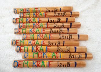 Staffellauf der Vielfalt – „Demokratie läuft“