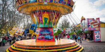 Herbstjahrmarkt mit Laternenumzug und verkaufsoffenem Sonntag