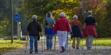 Mit Nordic Walking fit in den Frühling