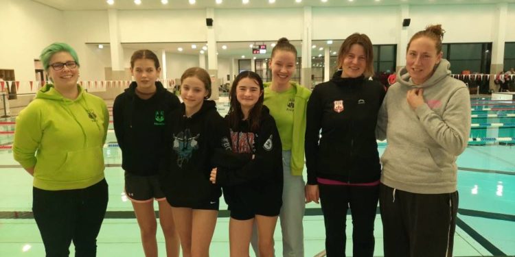 Nach Coronapause wieder Mannschaftsvergleiche im Schwimmen