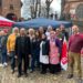 Benefiz-Essen auf dem historischen Möllner Marktplatz