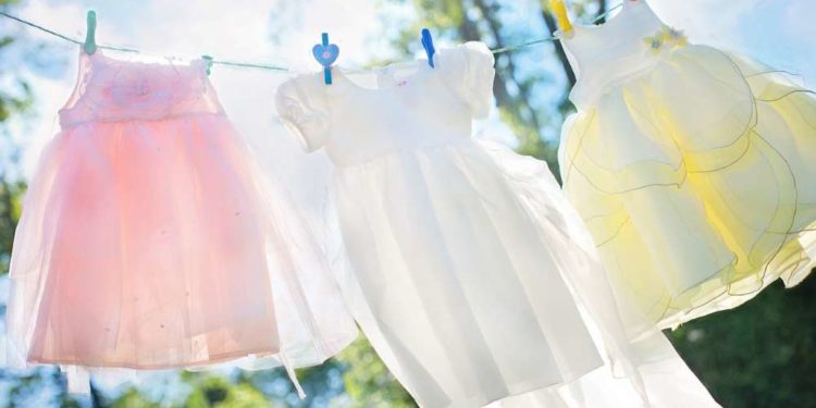 Kleiderbörse für Kindersachen im Kulturzentrum Sterley