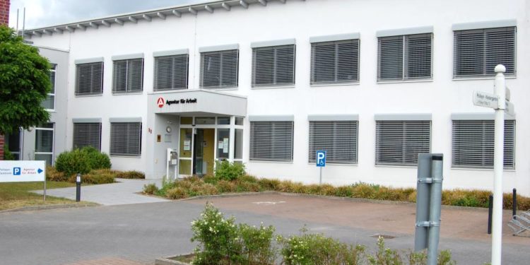 Agenturen für Arbeit mit weniger Wartezeit