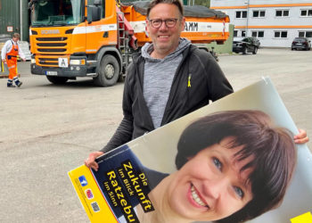 Wahlplakate dem Recycling zugeführt