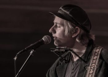 Der Folkclub präsentiert ein Konzert mit David Lübke