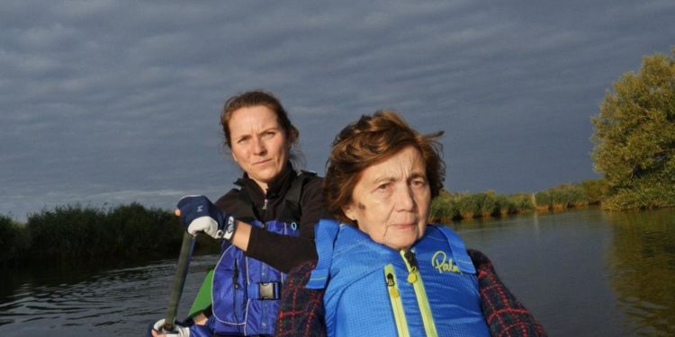Filmclub Dokumentation: „Blauer Himmel Weiße Wolken“