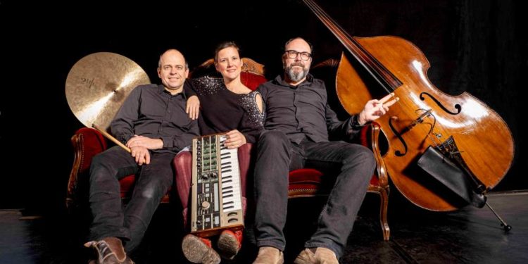 Musikshow mir der Lübecker Gruppe Triologue