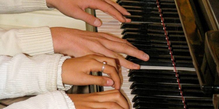 Beflügelt – Klavierkonzert der Kreismusikschule