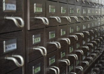 Ein Dorf schreibt Geschichte: Spatenstich zum Wärmenetz in Krummesse