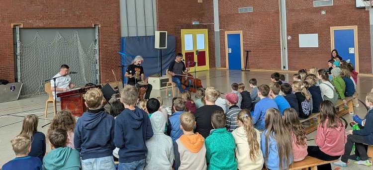 Schulmusikprogramm ‚SHARE MY MUSIC‘ begeisterte Klein und Groß