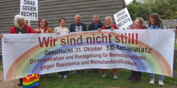 ‚Wir sind nicht still!‘: Demonstration für Demokratie und Vielfalt in Geesthacht