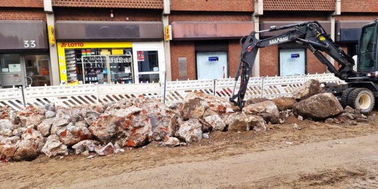 Bauarbeiter und Archäologen stoßen auf spannende Überreste