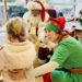 Strahlende Kinderaugen und weihnachtliche Freude