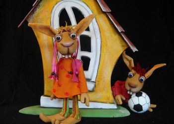 Priesterkate:  Kindertheater „Eiersalat bei Familie Klopfer“