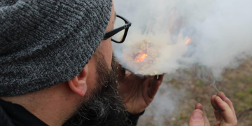 Spiel mit dem Feuer