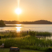 Sundowner-Momente zwischen Wald und Wasser
