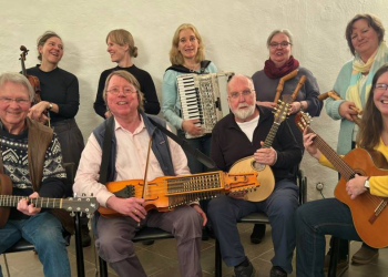 Weihnachtskonzert mit Lorenz Stellmacher, Möllner Folkband und lebendigen Adventskalender