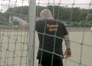  Dokumentation in Kino: ‚Im Osten was Neues‘