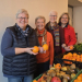 ACT 47 Mölln spendet Erlös aus Herbstmarkt Segrahn an die Möllner Tafel