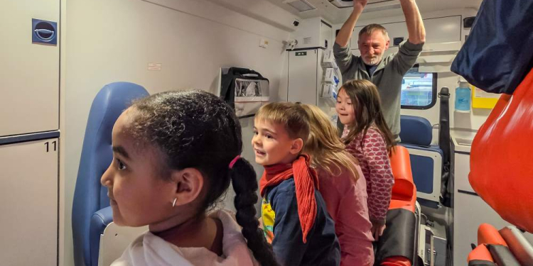 Die Kinder der Johanniter-Kita Traumland besuchten den Rettungsdienst