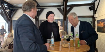 Vernissage ‚Küstenkonturen‘ im GeesthachtMuseum! gefeiert